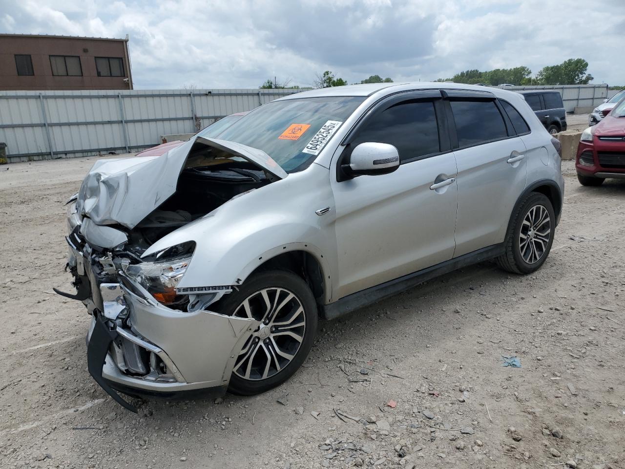 MITSUBISHI OUTLANDER ES