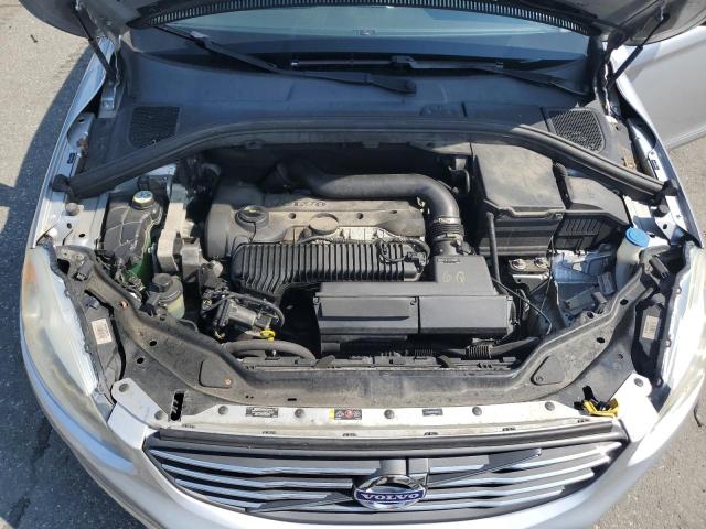 2015 VOLVO XC60 T5 PR YV4612RK0F2630778