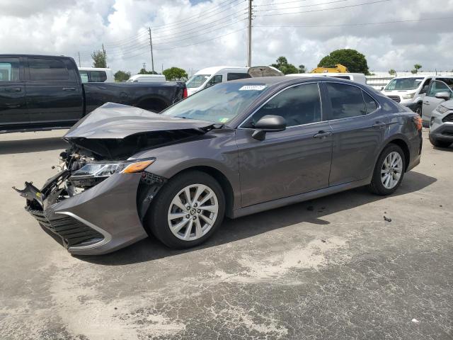 2021 TOYOTA CAMRY LE - 4T1C11BK7MU024708