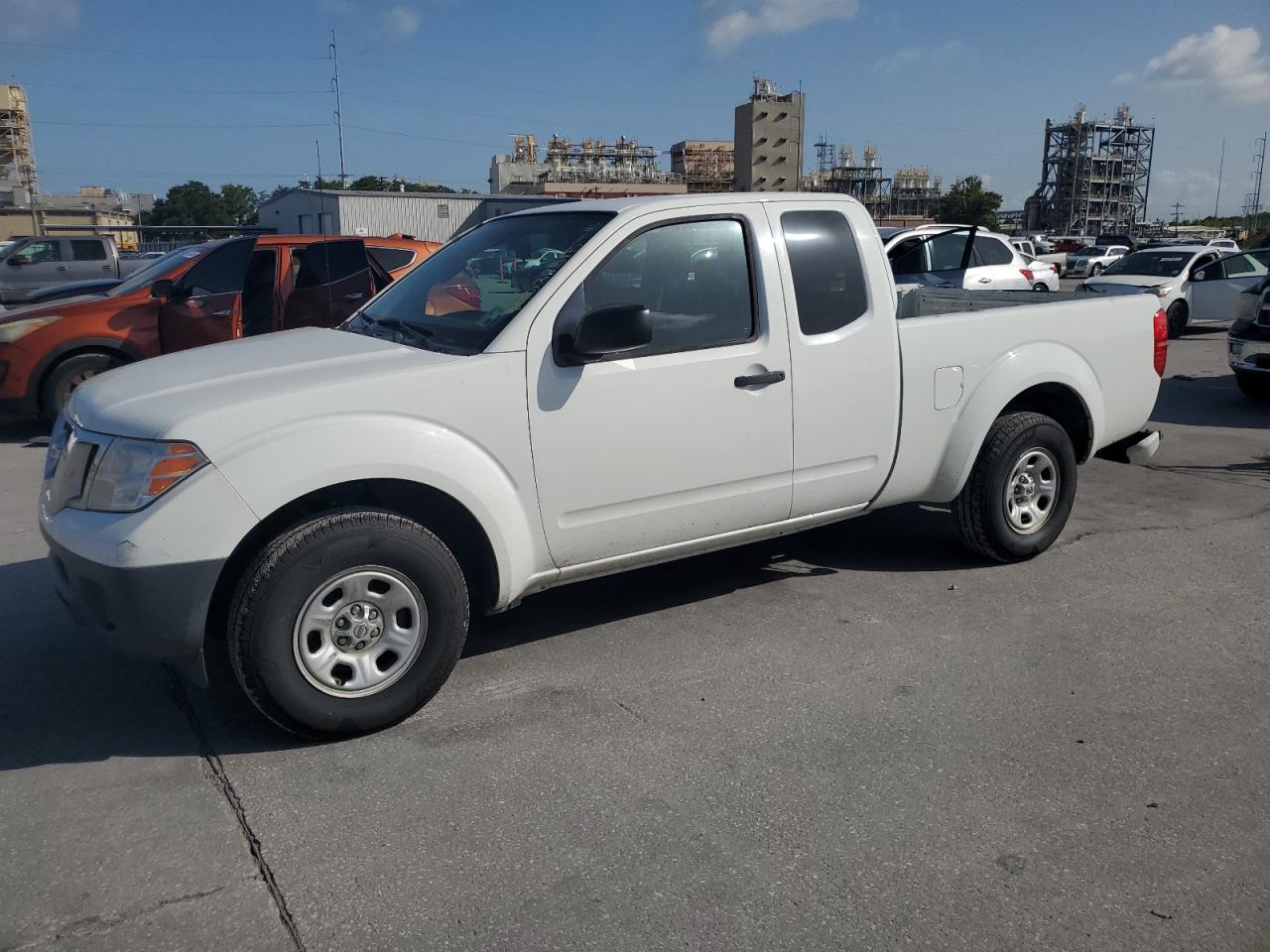 NISSAN FRONTIER S
