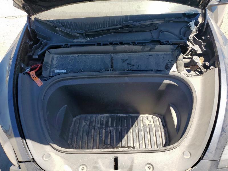 2024 TESLA MODEL Y 7SAYGDED2RA304558