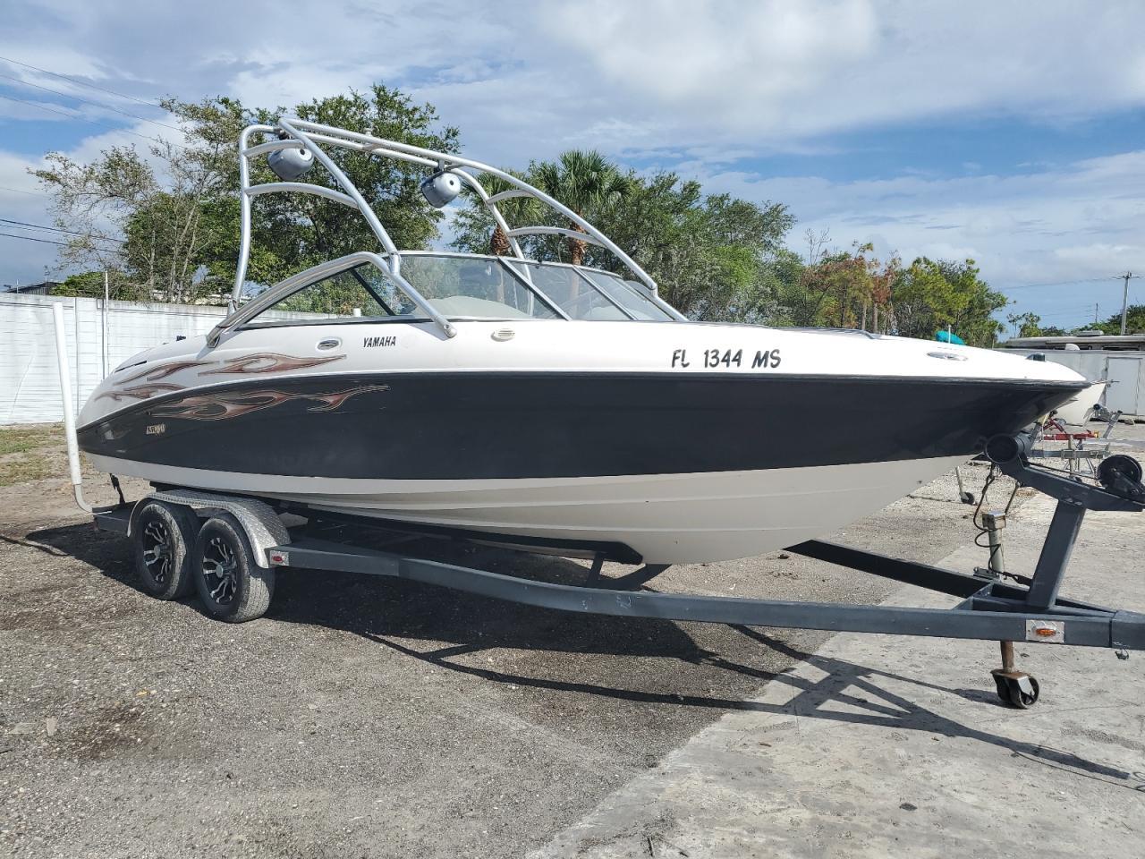 Lot #3196953218 2004 YAMAHA AR230