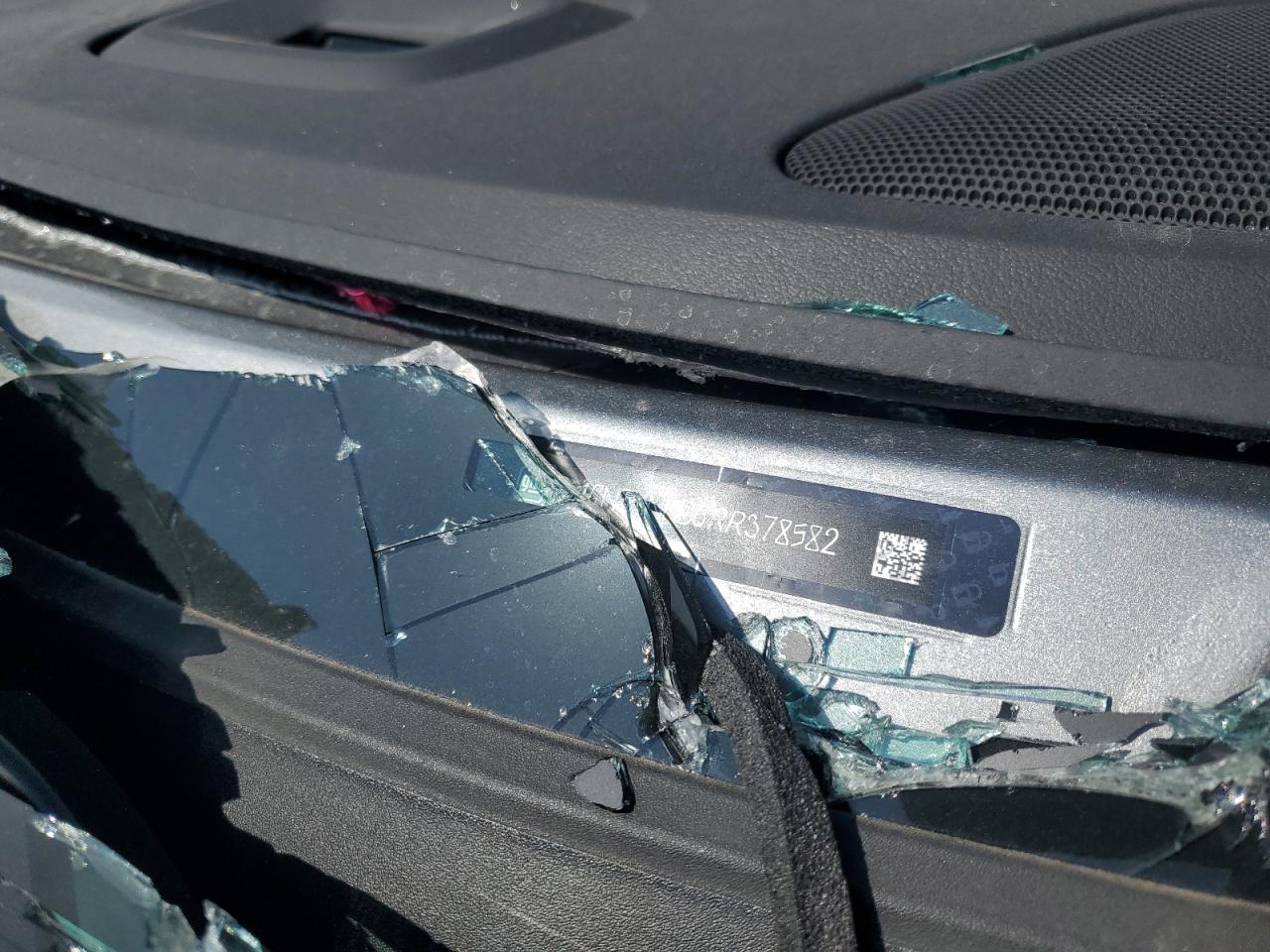 CHEVROLET TAHOE K1500 LT