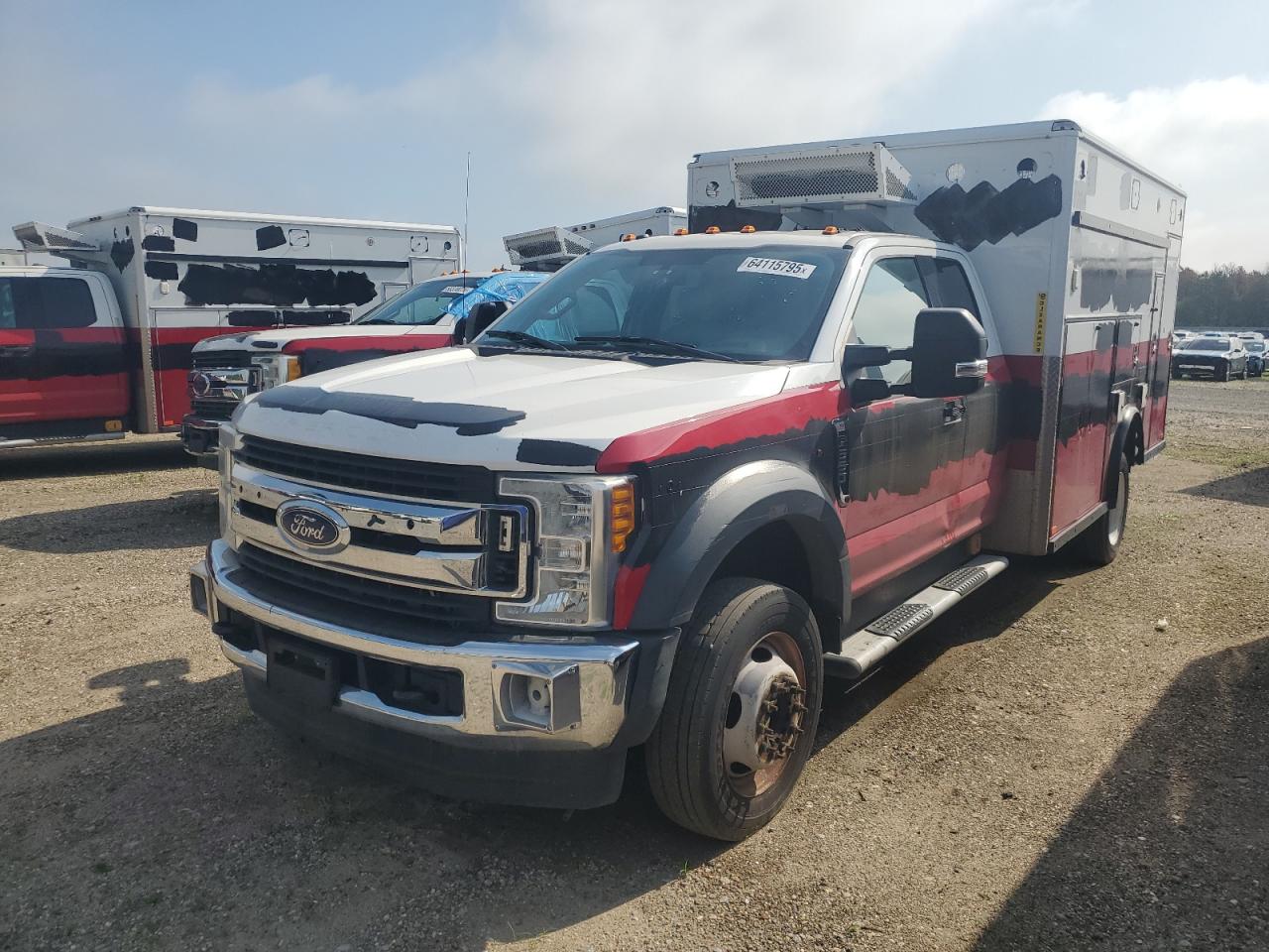 FORD F-550 SUPER DUTY