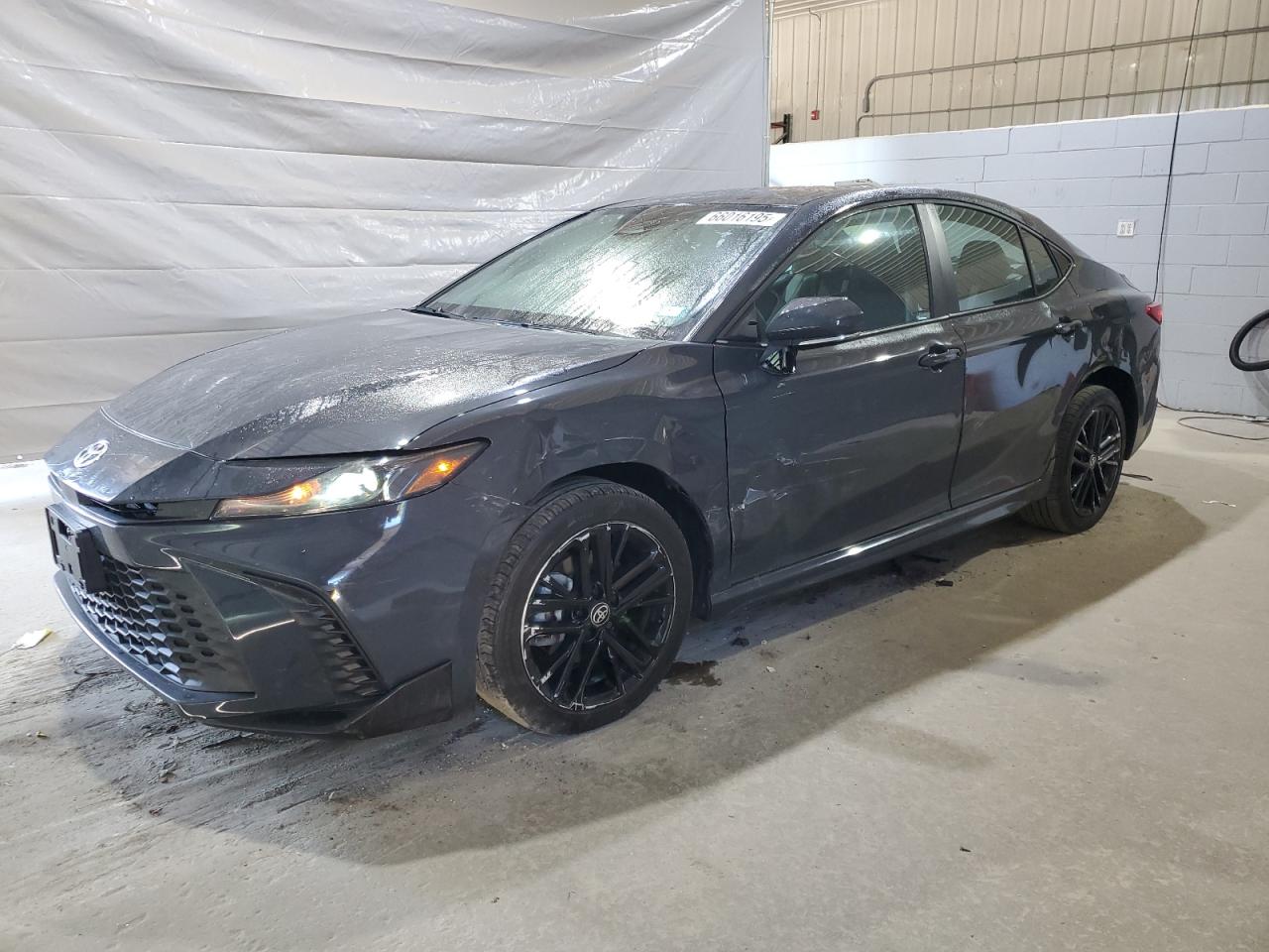 TOYOTA CAMRY XSE