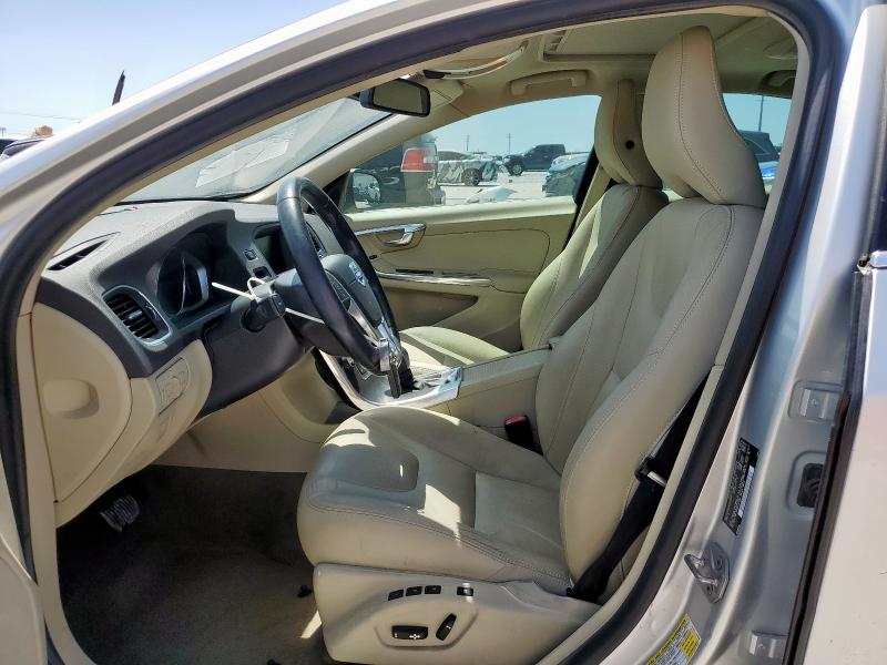 2015 VOLVO S60 PREMIE YV140MFB3F1311579
