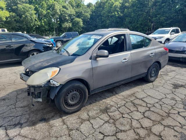 NISSAN VERSA S