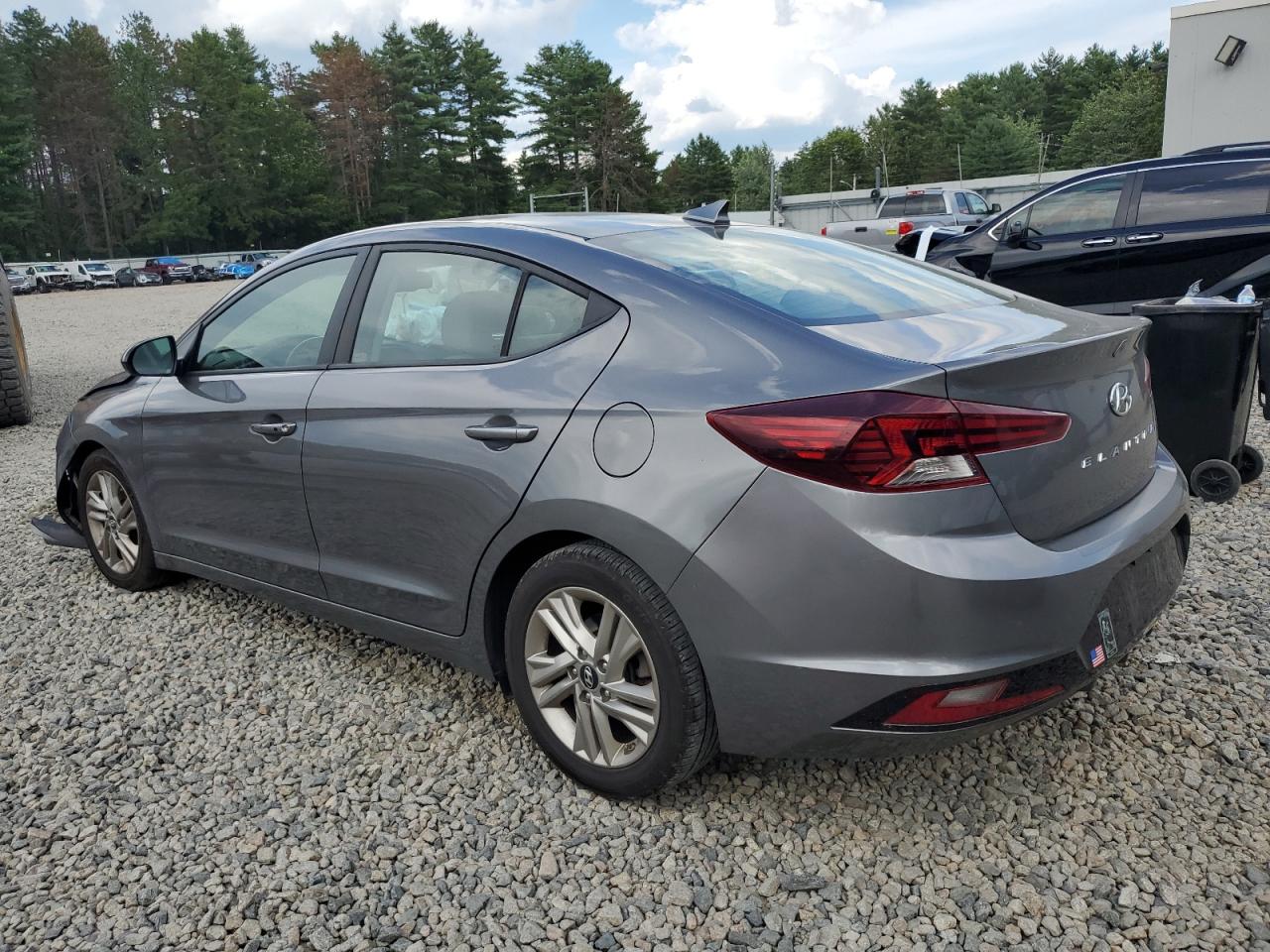 HYUNDAI ELANTRA SEL