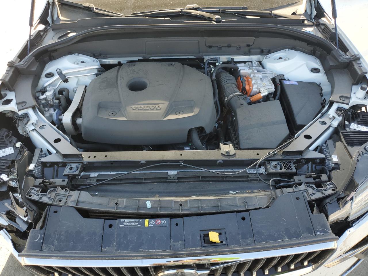 VOLVO XC60 T8 RECHARGE INSCRIPTION