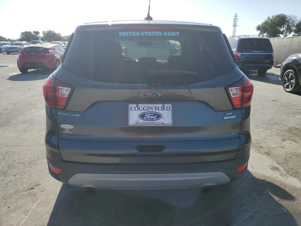 Ford Escape se 2019