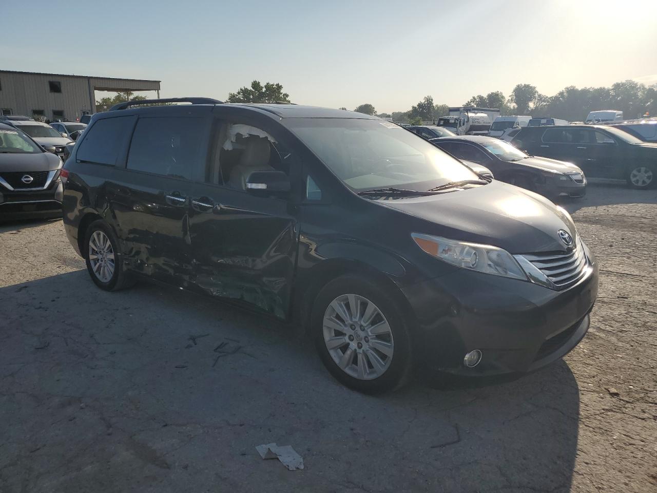 TOYOTA SIENNA XLE