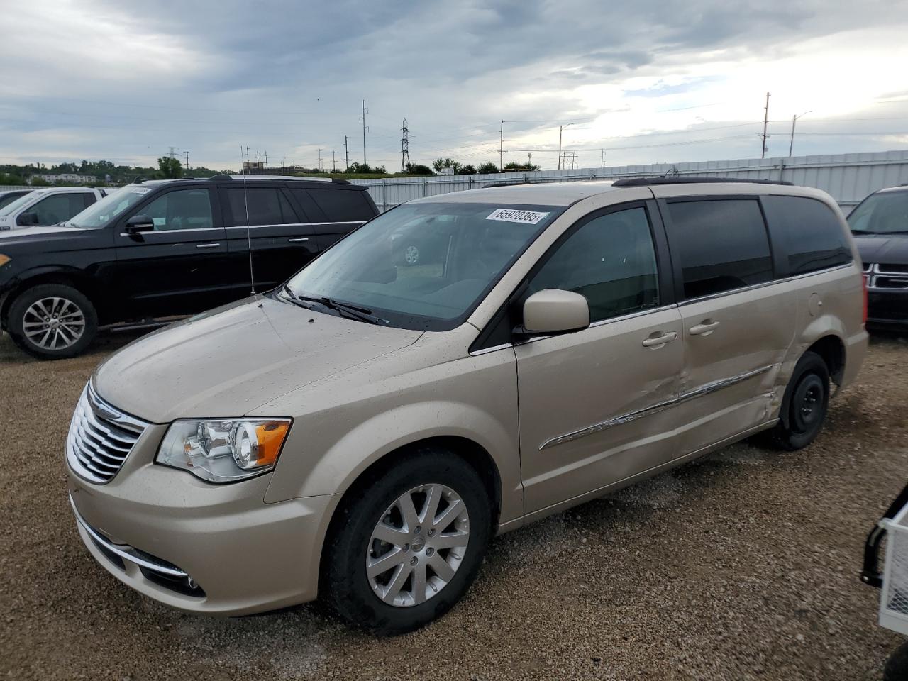 CHRYSLER TOWN & COUNTRY TOURING