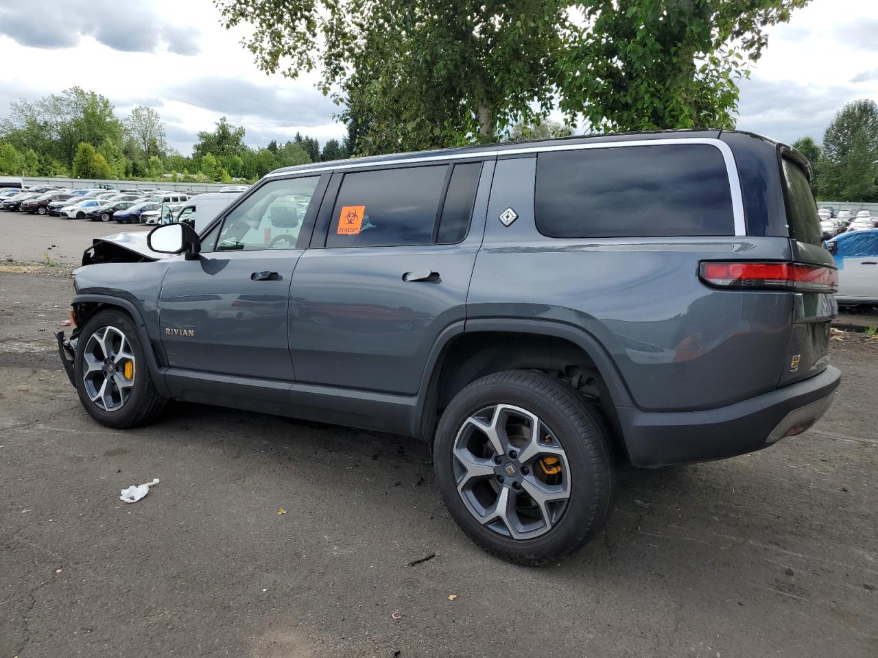 RIVIAN R1S LAUNCH EDITION