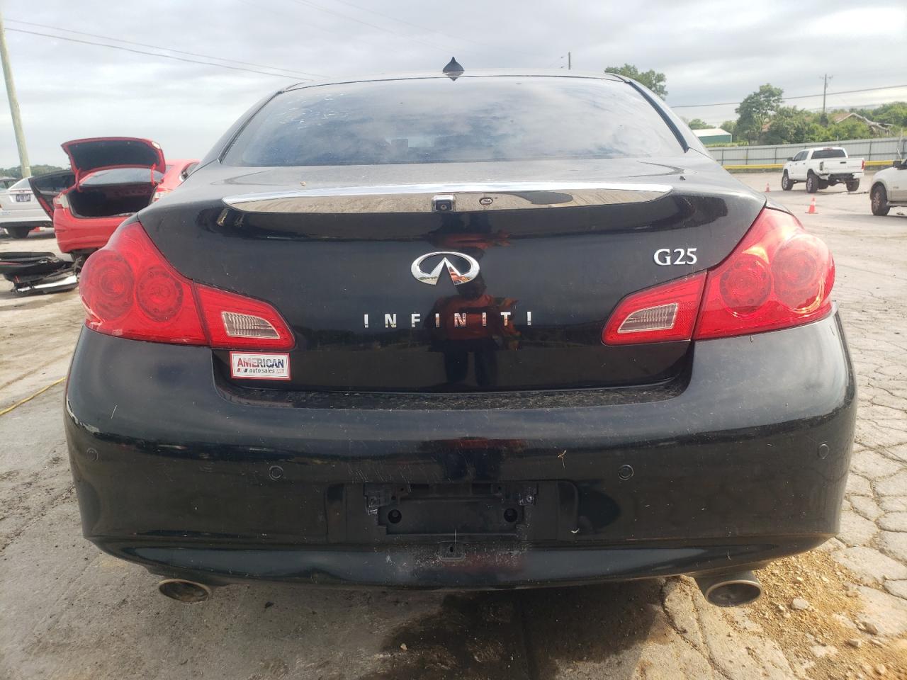 INFINITI G25 BASE