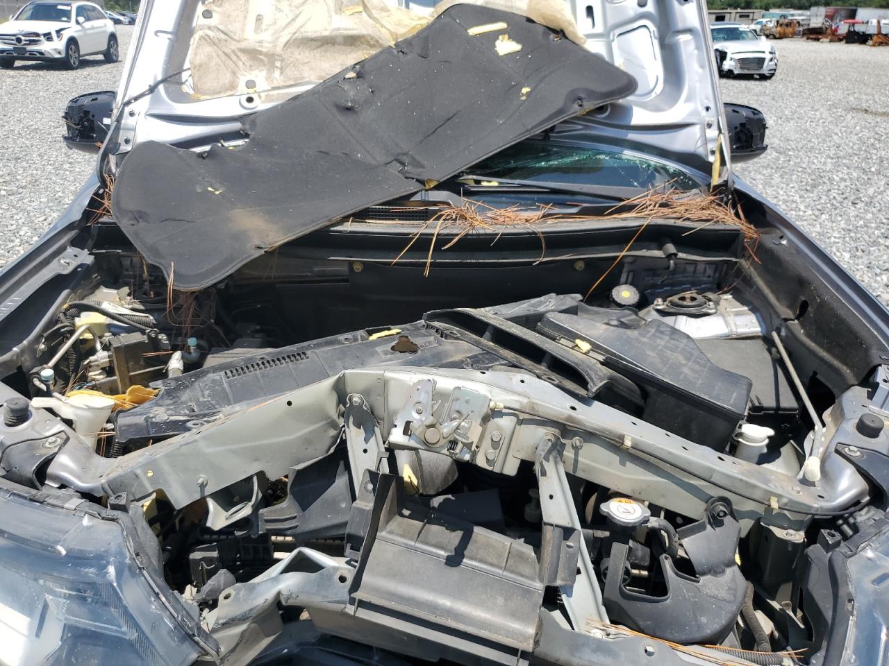 MITSUBISHI OUTLANDER ES