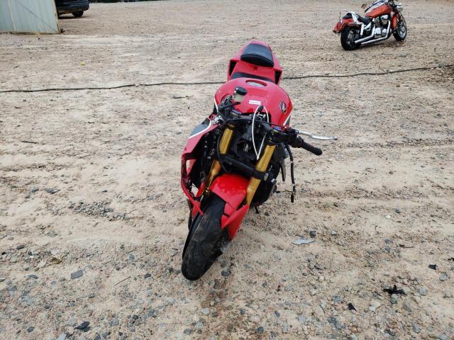 2018 HONDA CBR600 RR JH2PC40J6JK400342