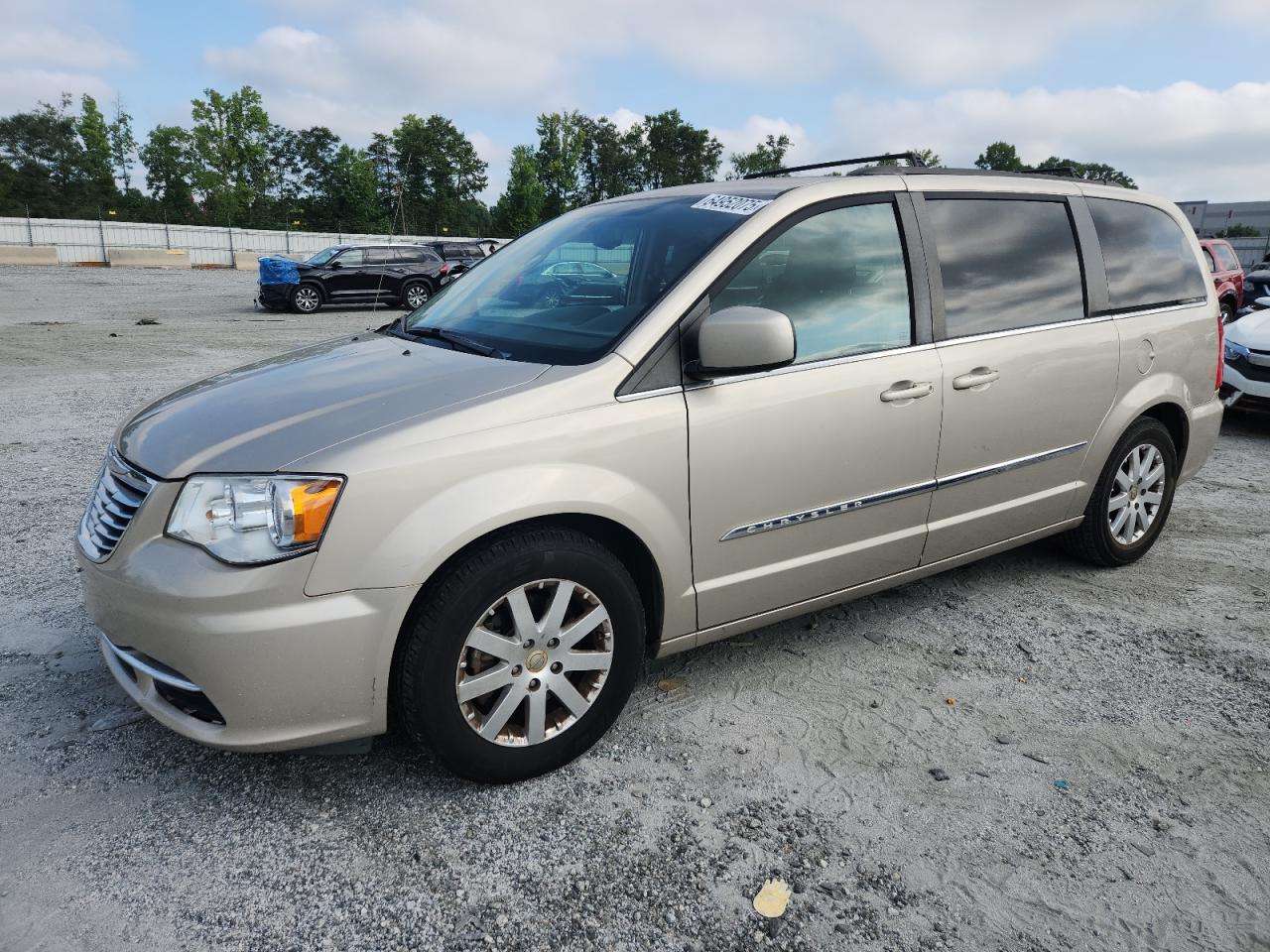 CHRYSLER TOWN & COUNTRY TOURING