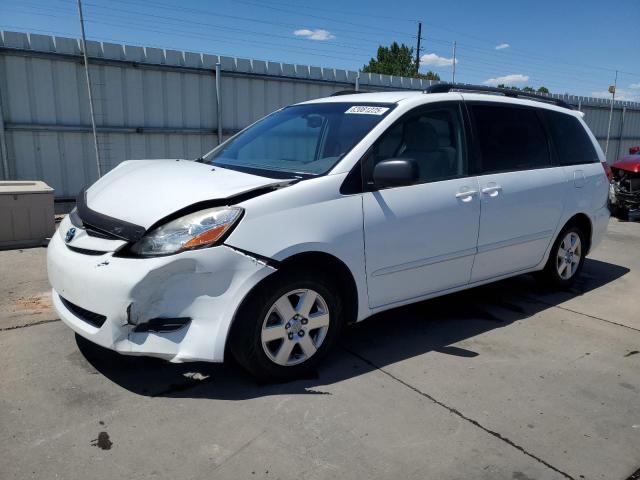 TOYOTA SIENNA CE