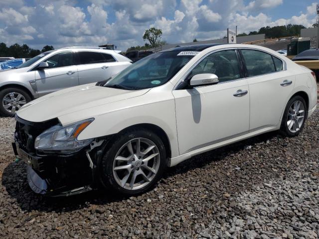 NISSAN MAXIMA S
