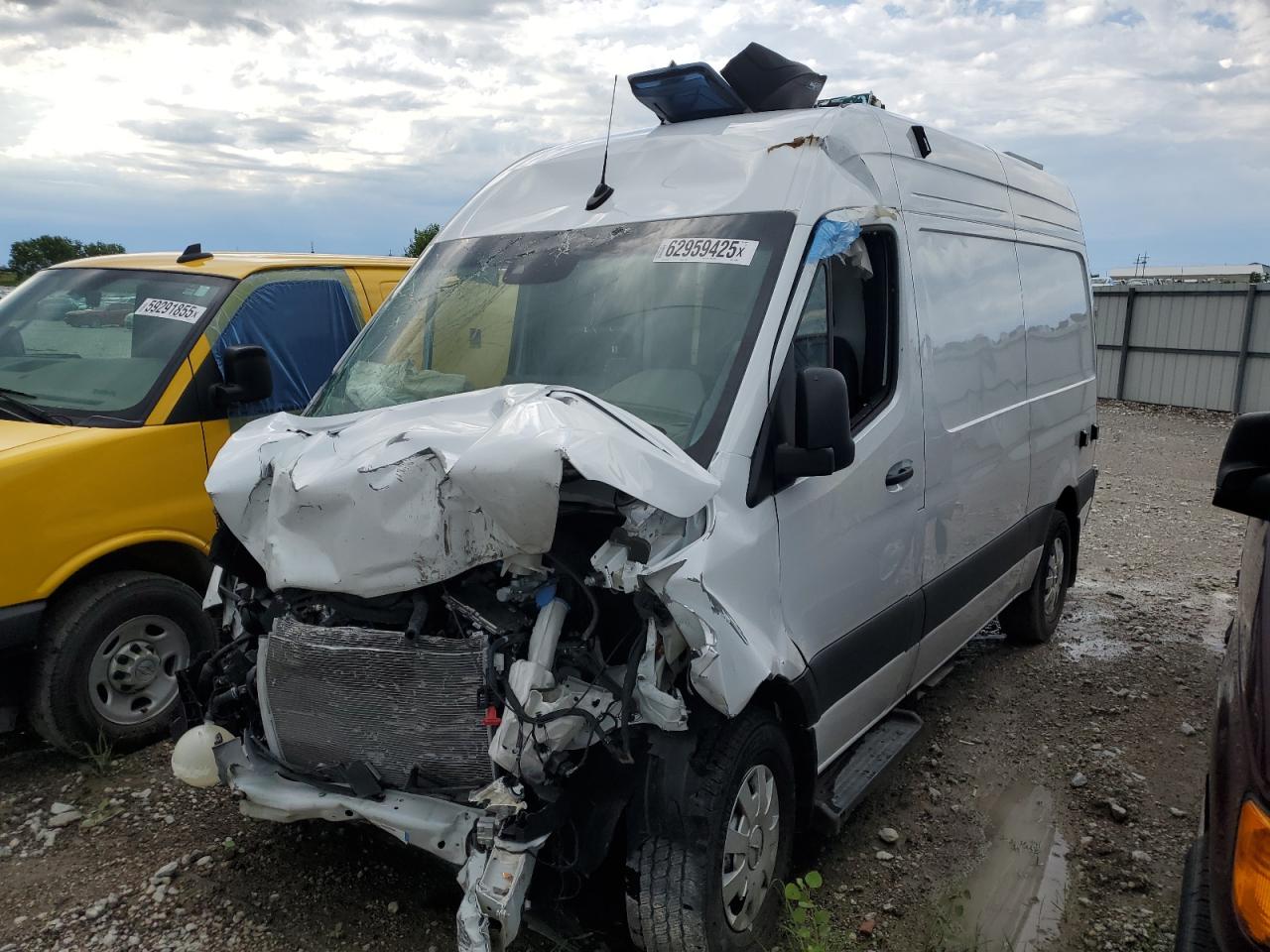 MERCEDES-BENZ SPRINTER 2500