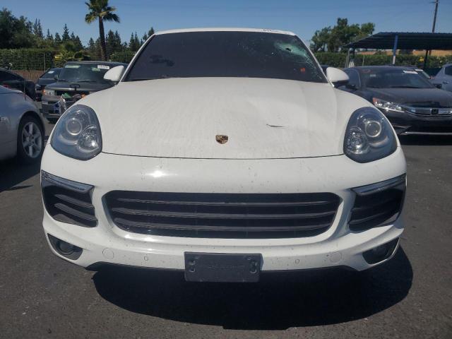 2016 PORSCHE CAYENNE - WP1AA2A24GKA12193