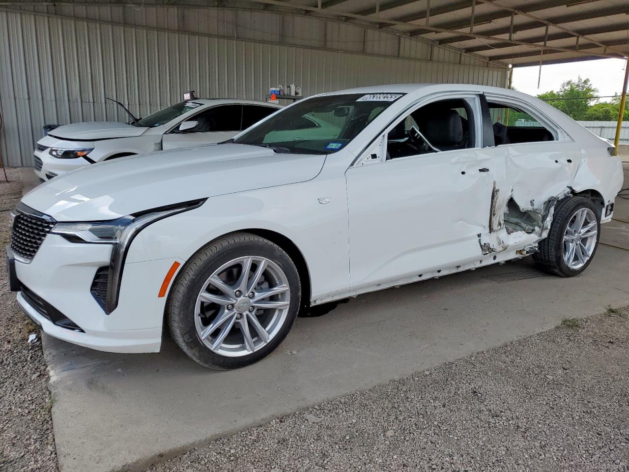 CADILLAC CT4 LUXURY