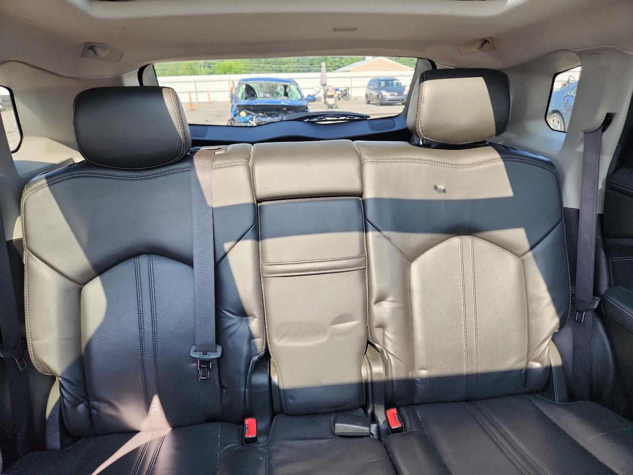 CADILLAC SRX LUXURY COLLECTION