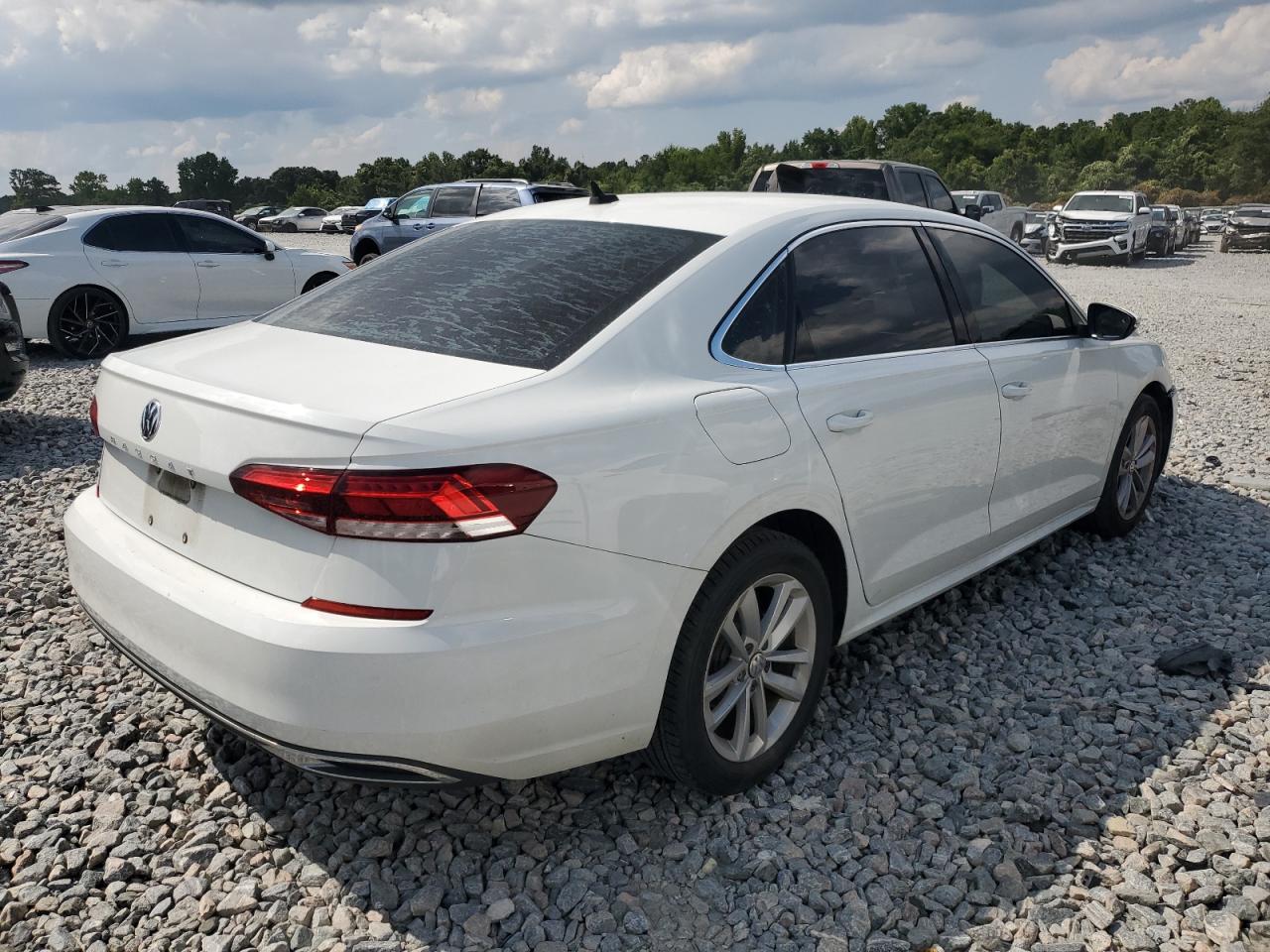 VOLKSWAGEN PASSAT SE