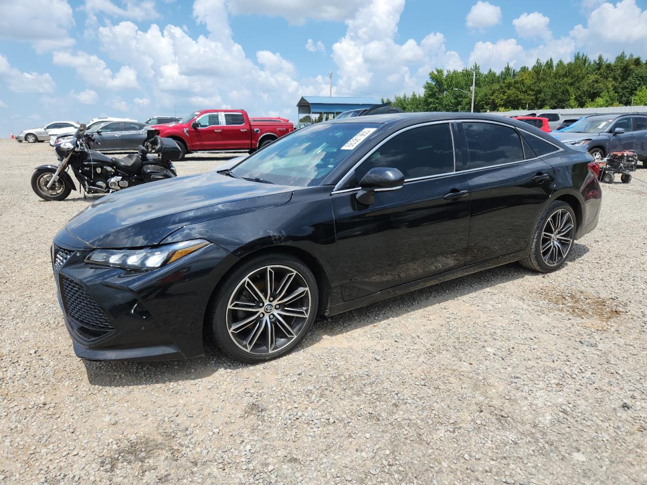TOYOTA AVALON XLE