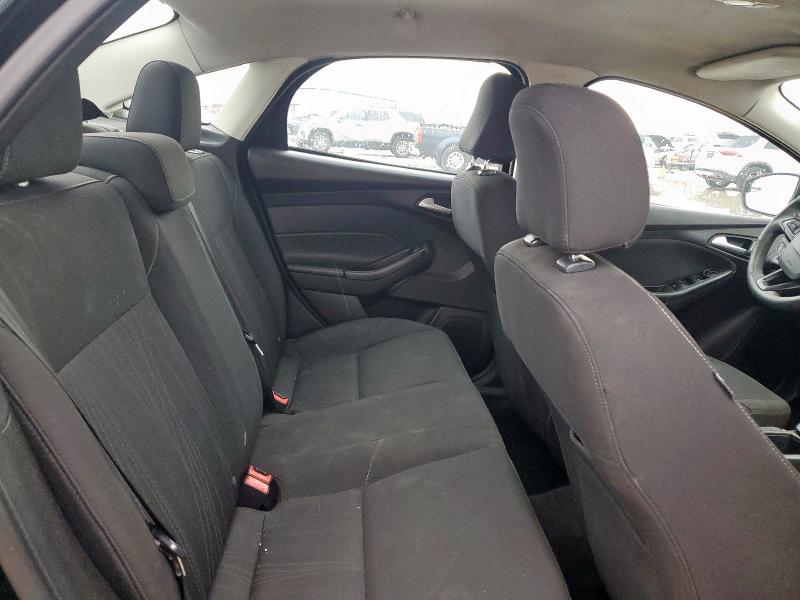 2016 FORD FOCUS SE 1FADP3F29GL238077