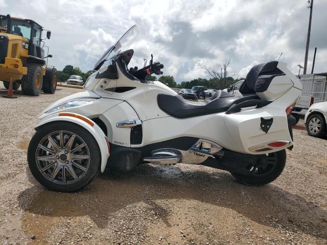 2018 CAN-AM SPYDER ROA 2BXNBDD2XJV001321