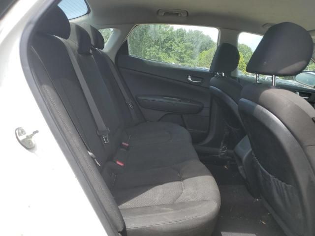 2016 KIA OPTIMA LX - KNAGT4L31G5102680
