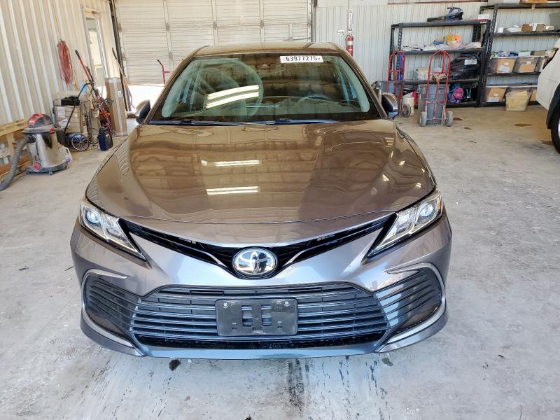 2022 TOYOTA CAMRY LE - 4T1C11AKXNU629132