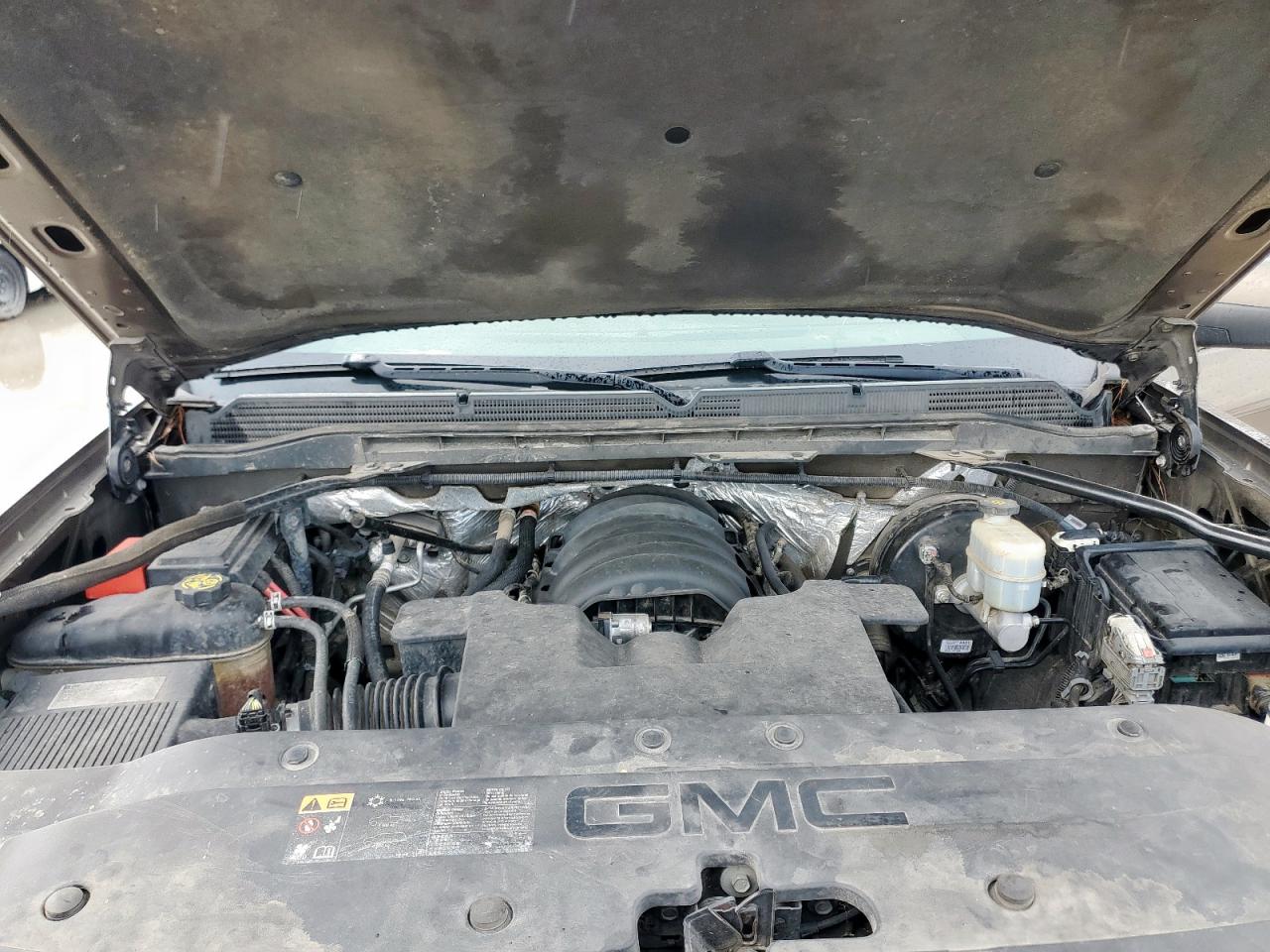 GMC SIERRA C1500 SLE