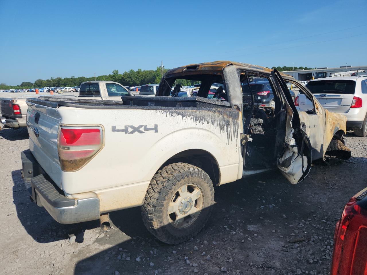 FORD F-150 SUPERCREW