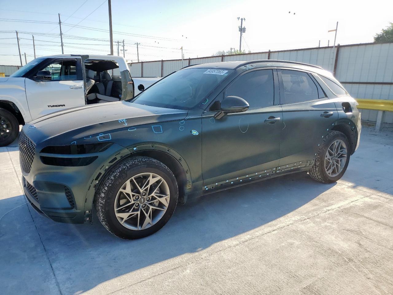 GENESIS GV70 BASE