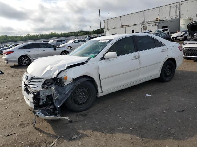 TOYOTA CAMRY BASE