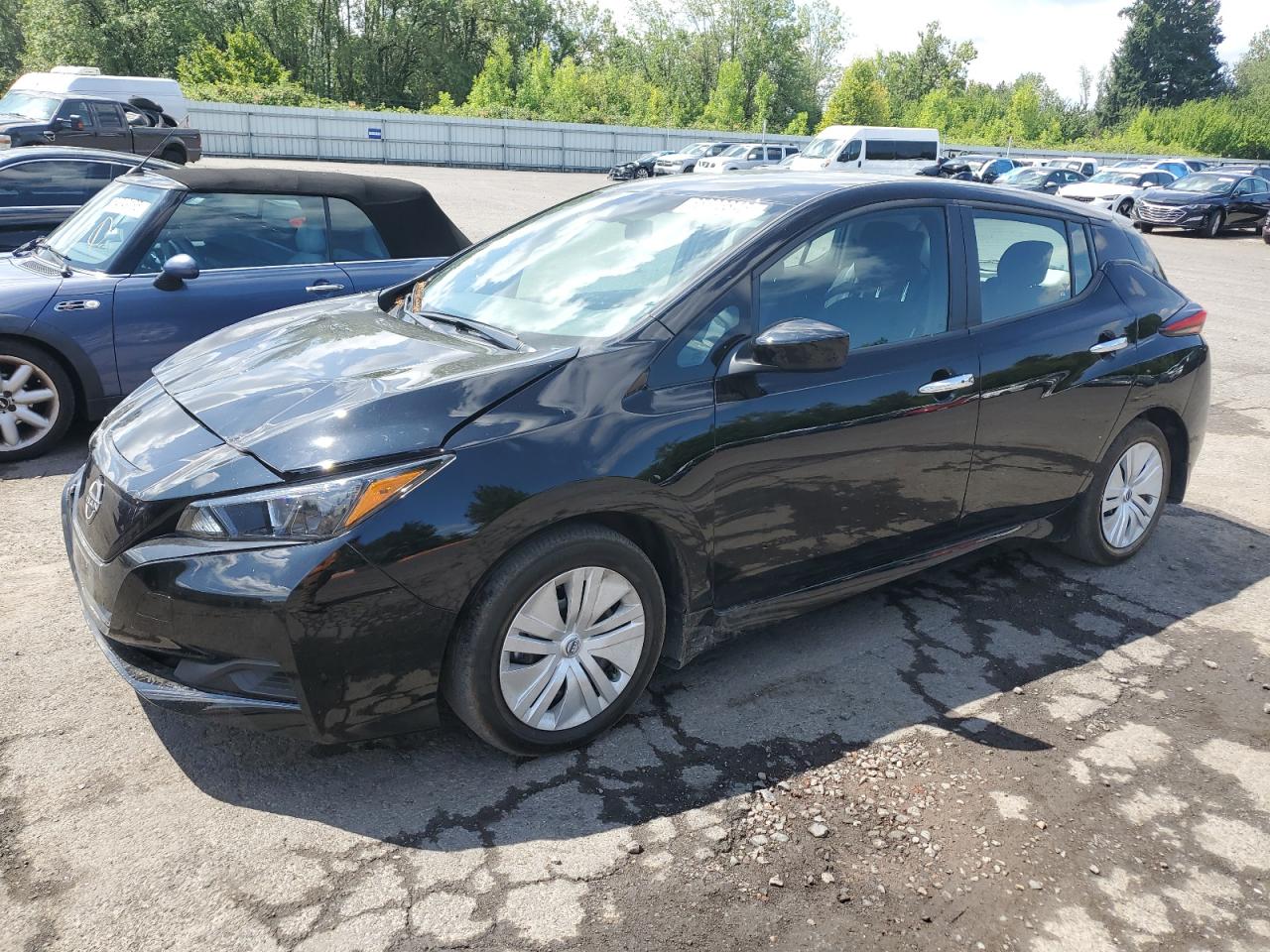NISSAN LEAF S