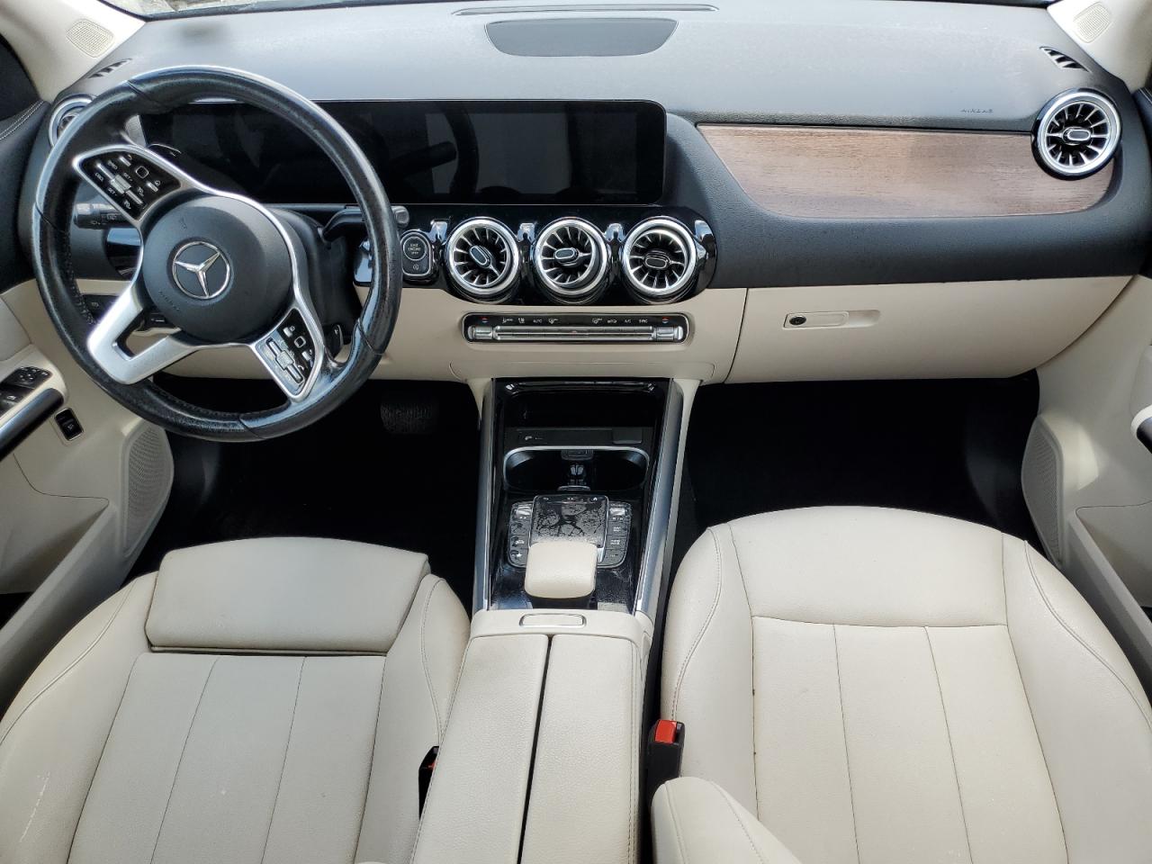 MERCEDES-BENZ GLA-CLASS 250 4MATIC