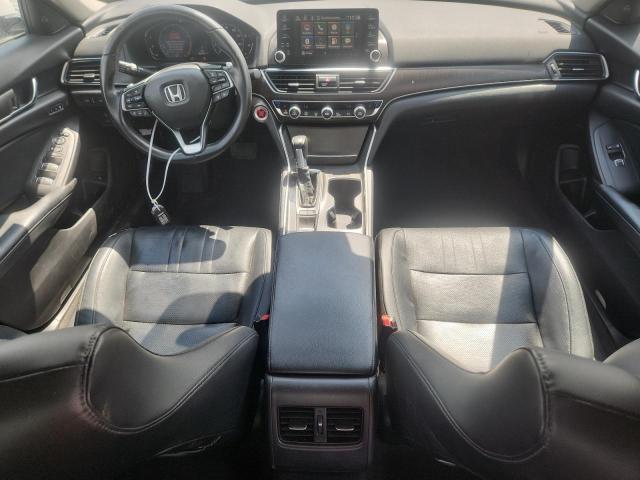2018 HONDA ACCORD TOU 1HGCV1F94JA105938