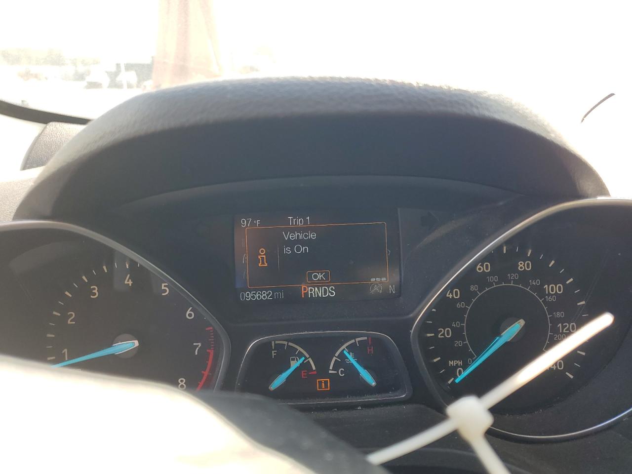 FORD ESCAPE TITANIUM