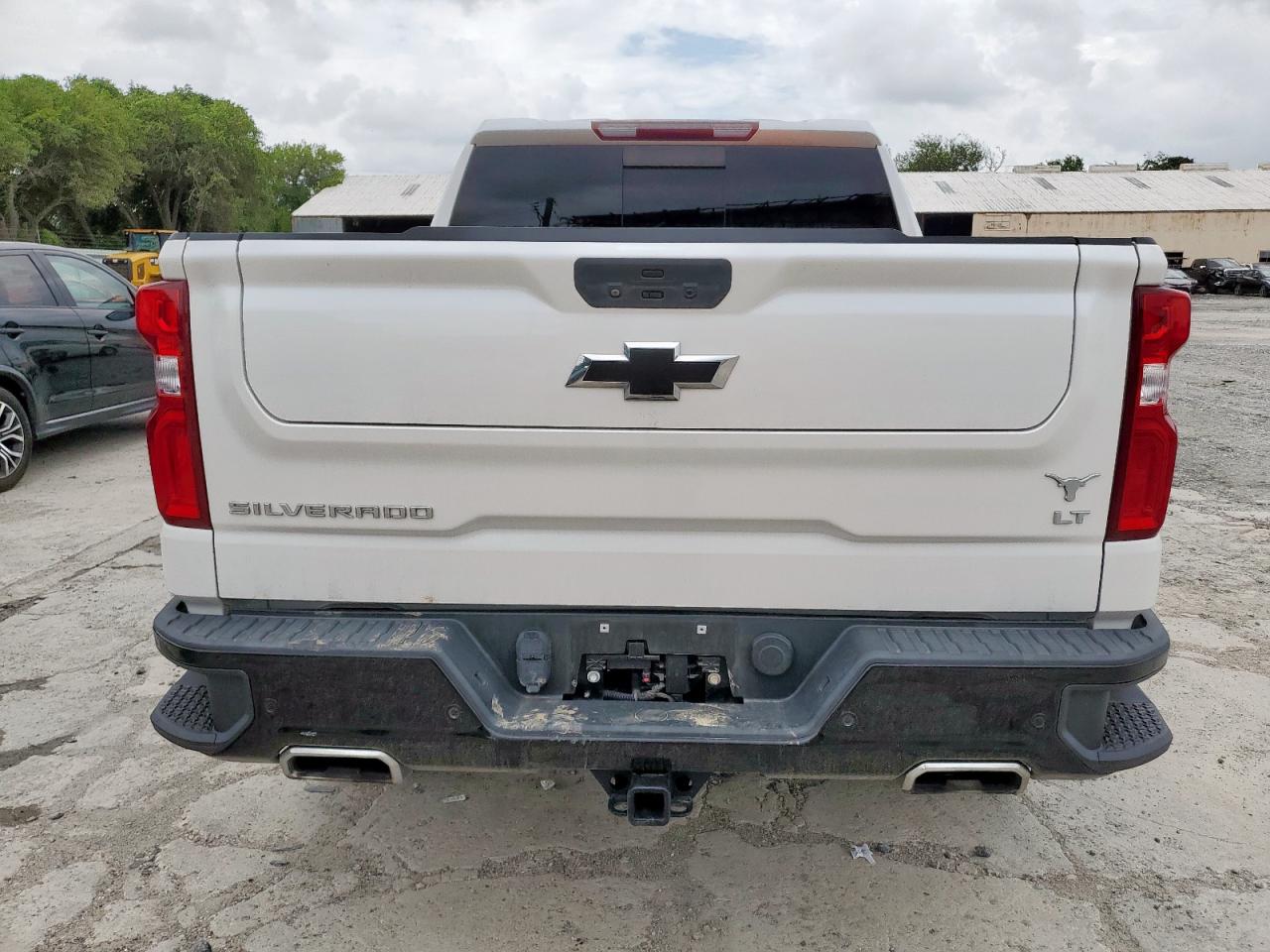 CHEVROLET SILVERADO K1500 LT TRAIL BOSS