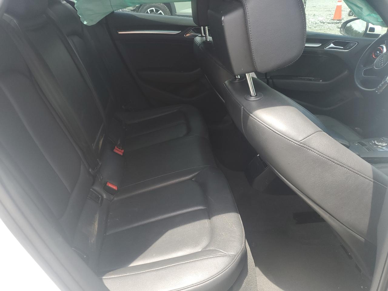 AUDI A3 S-LINE PREMIUM