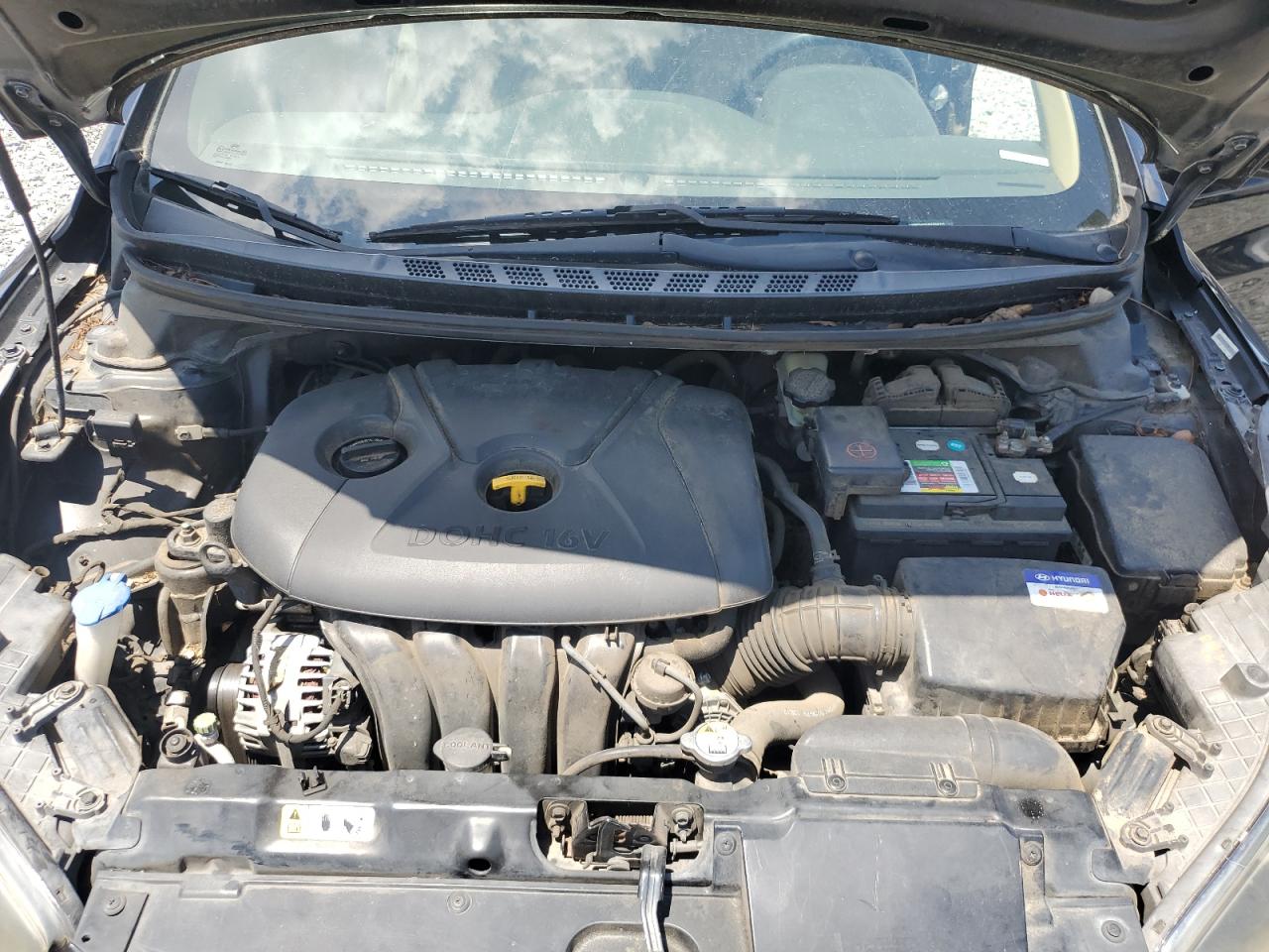 Hyundai Elantra gl 2013