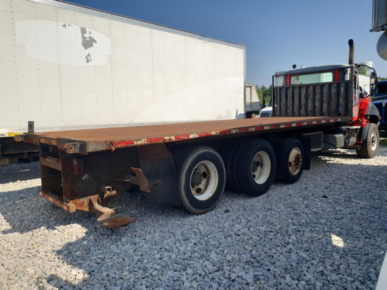 Lot #3221401340 2014 CATERPILLAR CT660