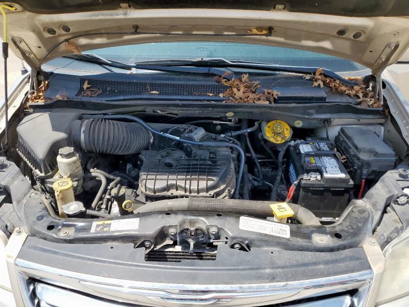 2014 CHRYSLER TOWN & COU - 2C4RC1BG9ER269657