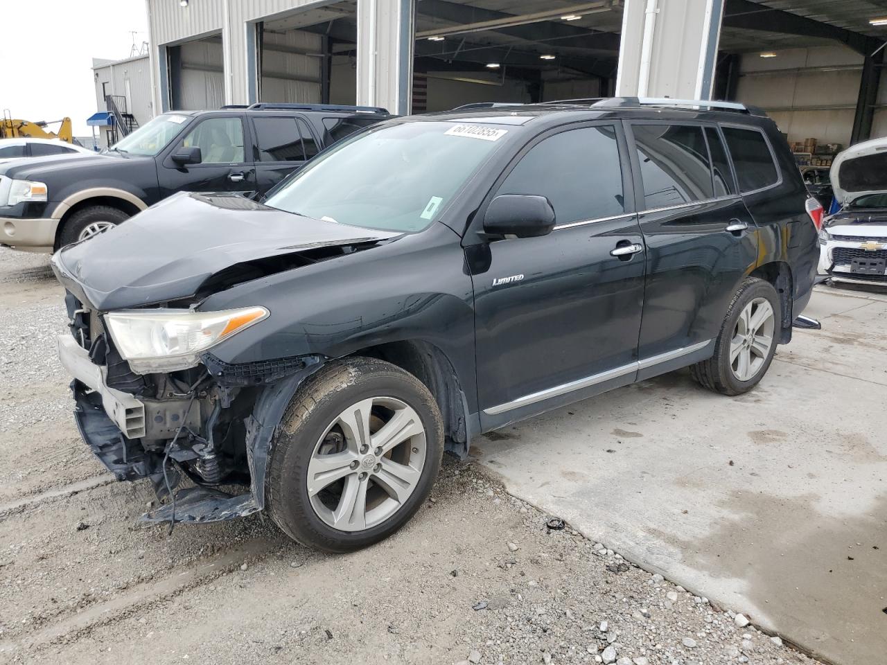 TOYOTA HIGHLANDER LIMITED