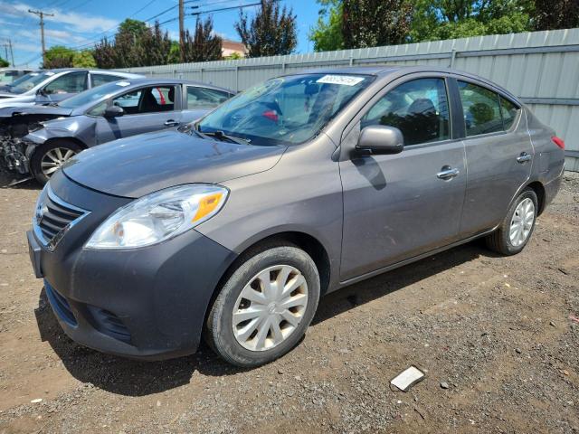 NISSAN VERSA S