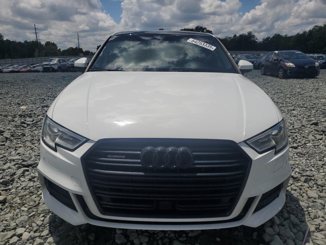 AUDI A3 S-LINE PREMIUM
