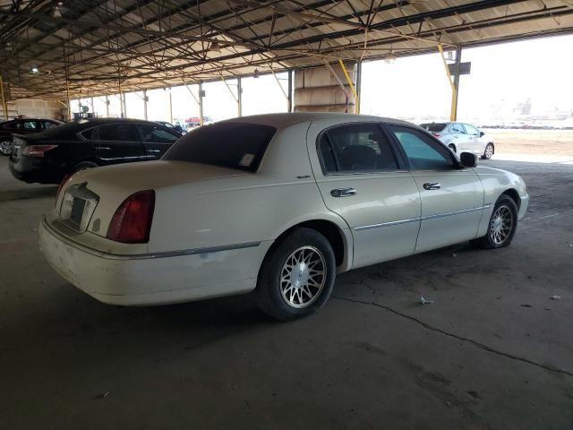 linc town car signature 2002 1LNHM82W02Y661308 photo #4